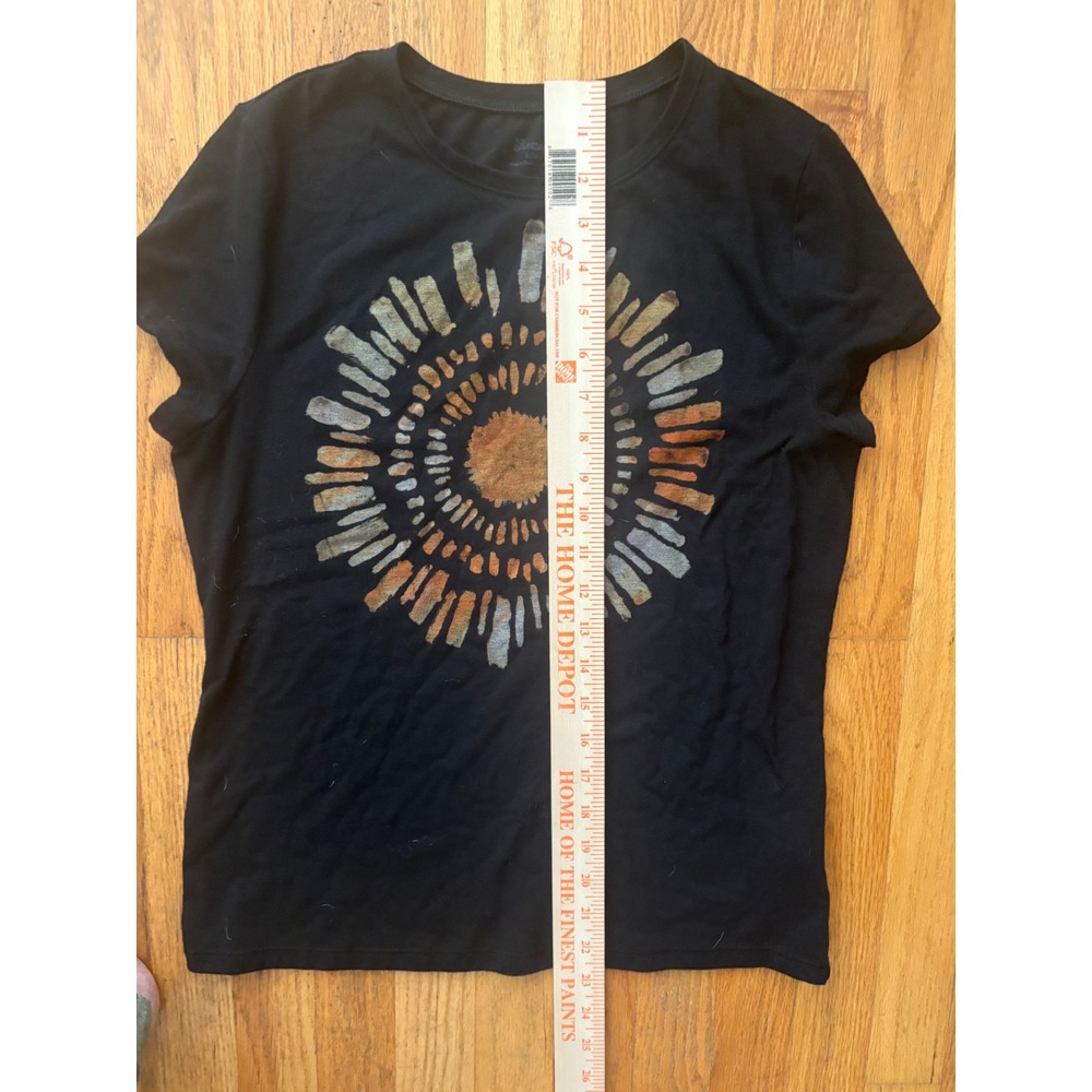 No Boundaries Custom Upcycled Sunburst Hand Painted Black T-Shirt Large 11-13 - Picture 4 of 5